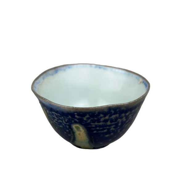 3.3/4" wide Tea Bowl in porcelain/with Comet Green tails
