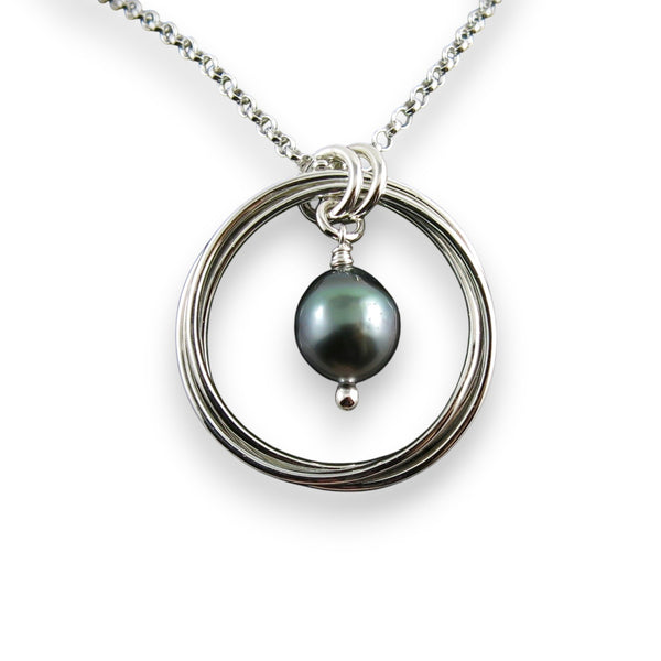 Silver love knot pendant with a Tahitian pearl