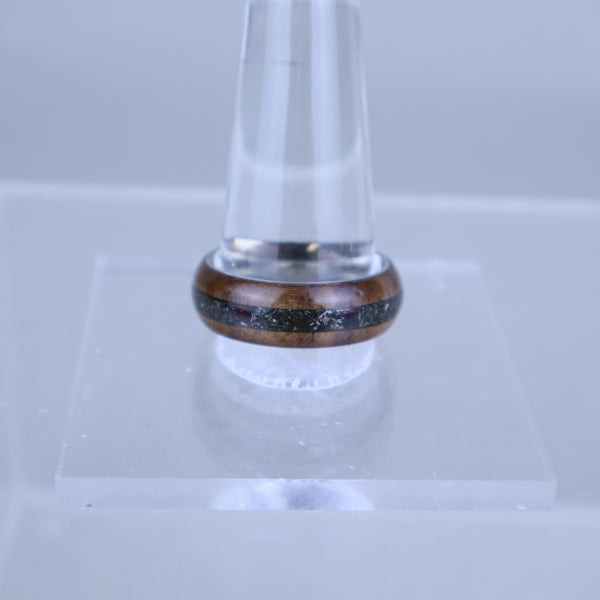 Ring - Stainless steel with meteorite and black opals set between black walnut