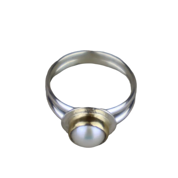 Button pearl ring in silver & gold
