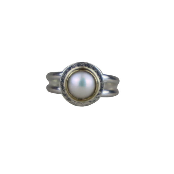 Button pearl ring in silver & gold