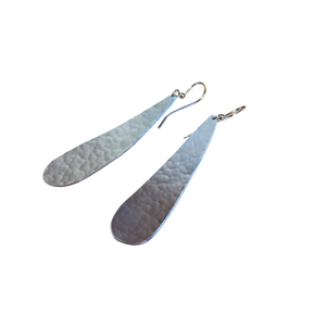 Raincity - Long Raindrops Earrings - Shiny Grey
