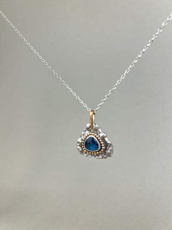 Medieval necklace 4