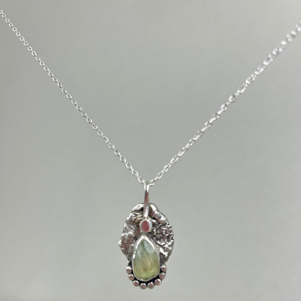 Medieval necklace 2