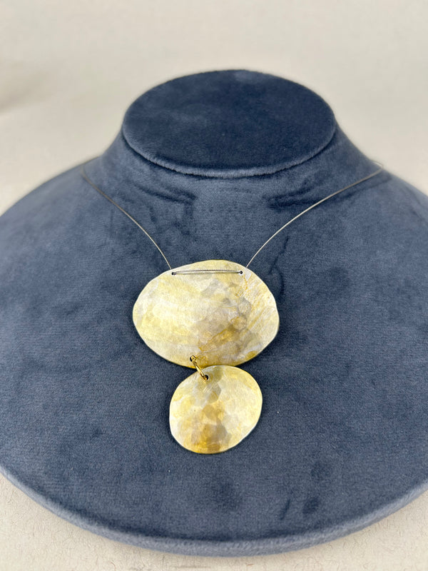 Shiny Pebbles Necklace - Gold Color