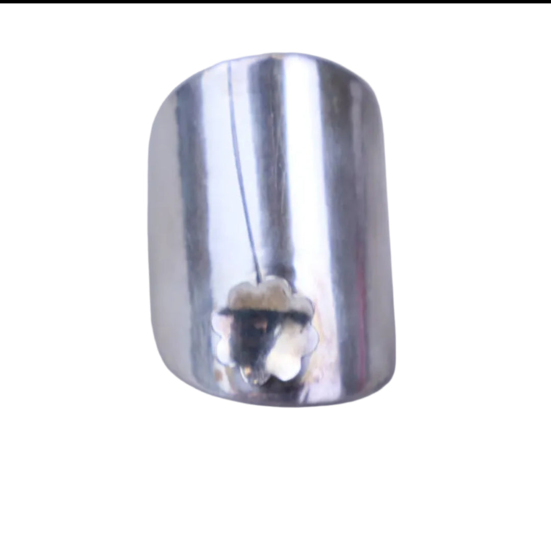 Ring - one of a kind wide “shield” ring with 3D flower Projekt M